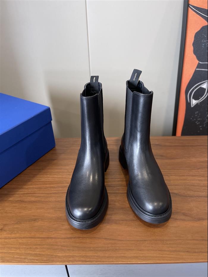 20251128174647184 380